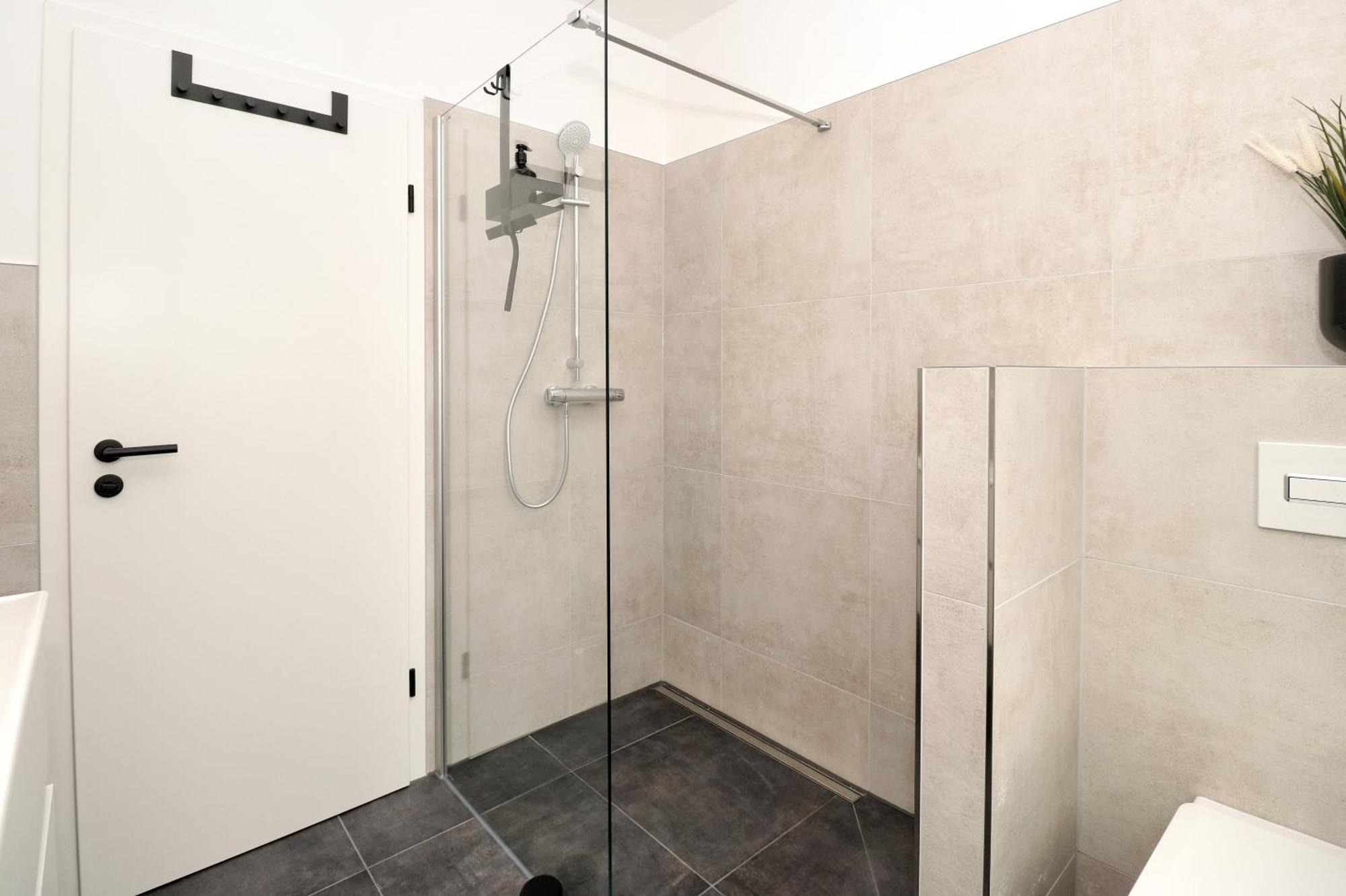 Lightplace - Moderne Apartments In Braunschweig - Balkon - Netflix - Am Kanal ภายนอก รูปภาพ